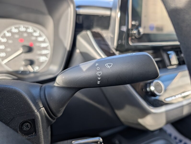 2024 Toyota Corolla LE - Photo 23 - Calgary, AB T2B 2Y9