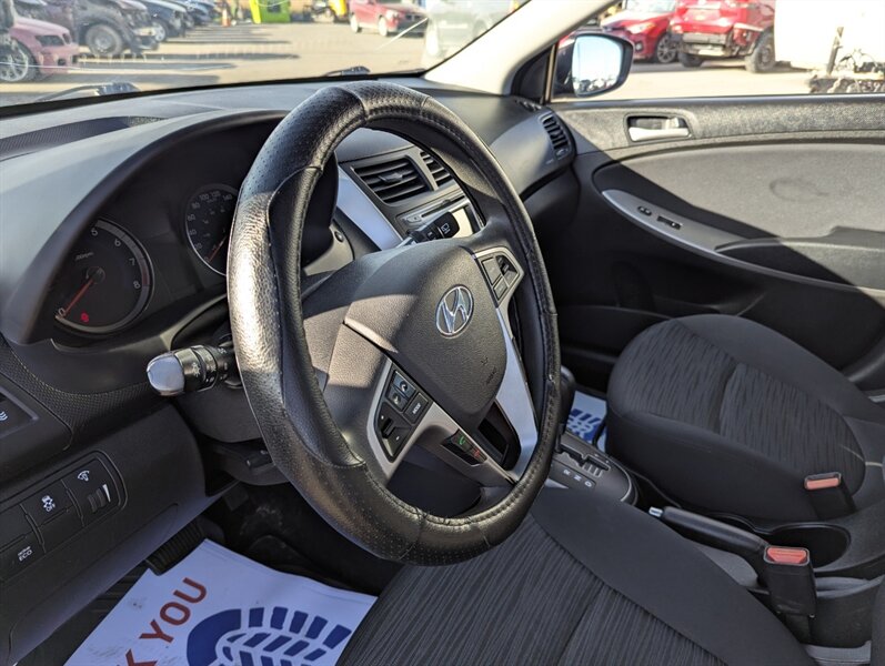 2017 Hyundai ACCENT GL - Photo 12 - Calgary, AB T2B 2Y9