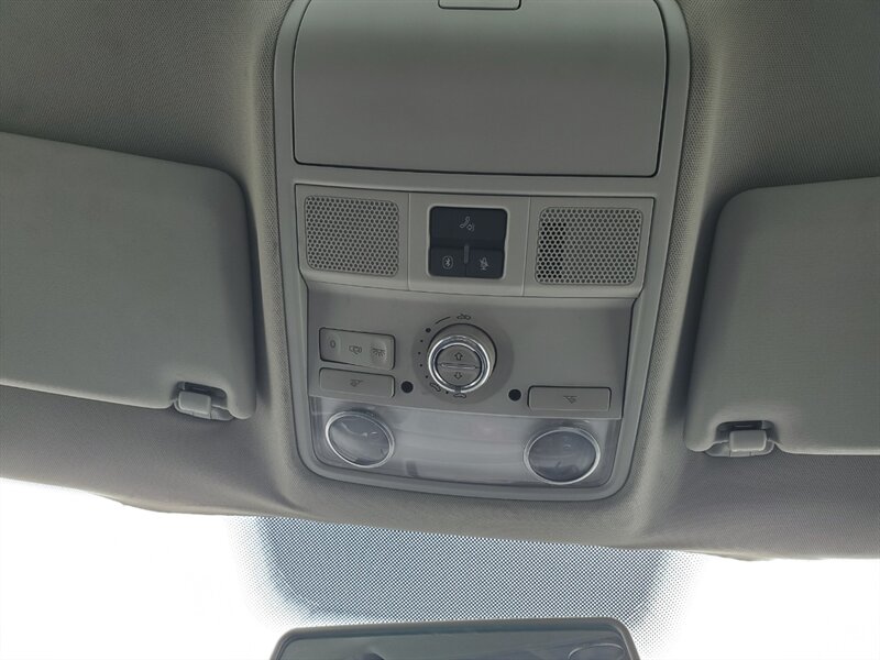 2011 Volkswagen Tiguan S 4Motion - Photo 23 - Calgary, AB T2B 2Y9