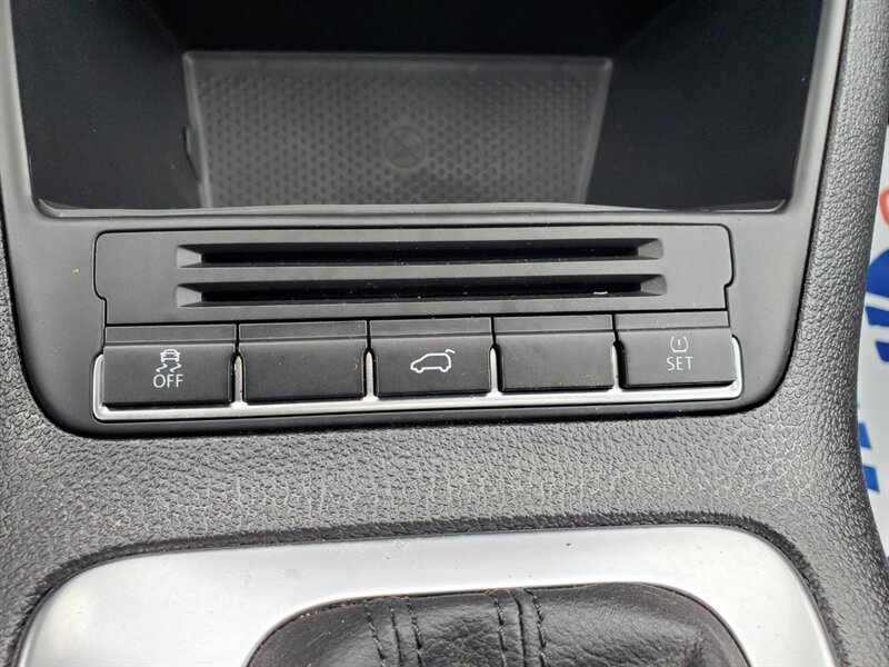 2011 Volkswagen Tiguan S 4Motion - Photo 26 - Calgary, AB T2B 2Y9