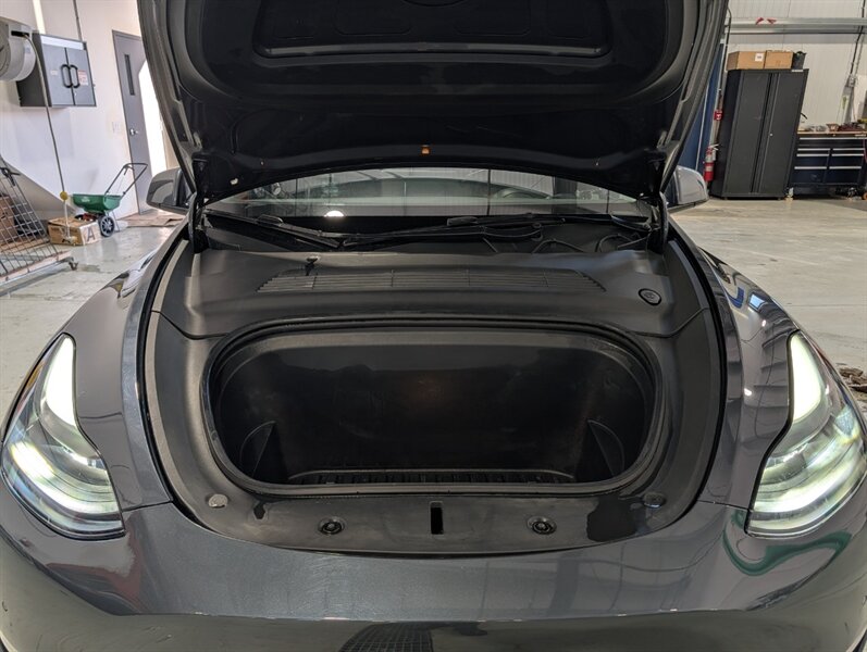 2021 Tesla Model Y Performance - Photo 34 - Calgary, AB T2B 2Y9