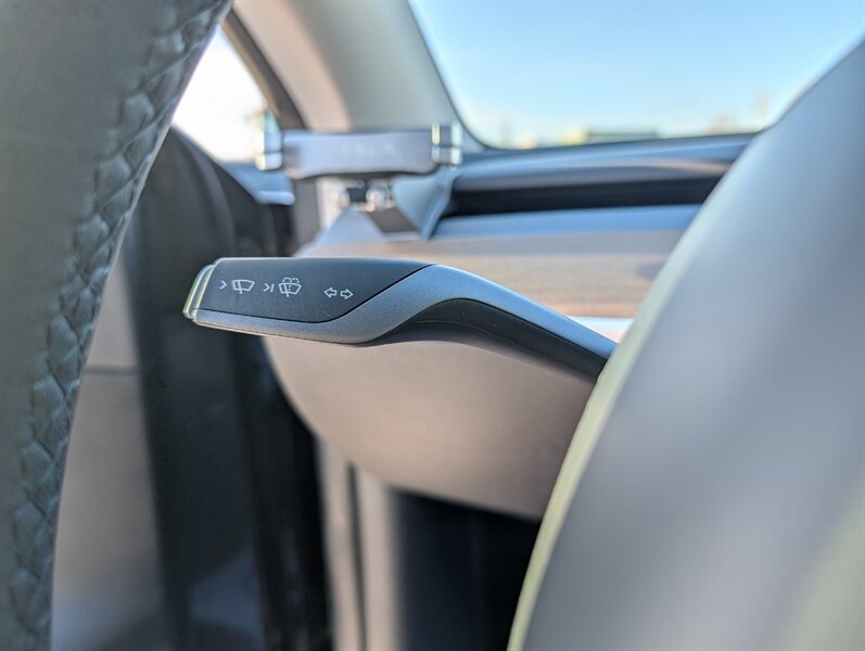 2021 Tesla Model Y Performance - Photo 26 - Calgary, AB T2B 2Y9