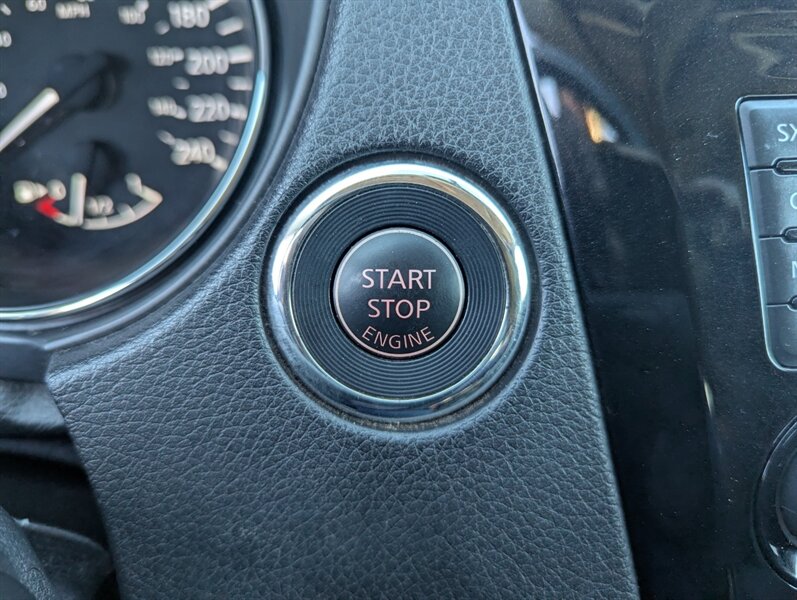 2016 Nissan Rogue SL   - Photo 27 - Calgary, AB T2B 2Y9