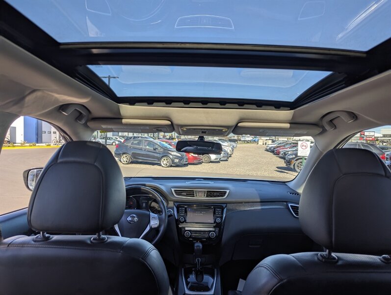 2016 Nissan Rogue SL   - Photo 37 - Calgary, AB T2B 2Y9