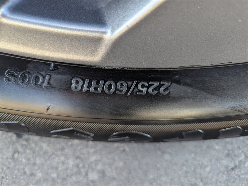 2016 Nissan Rogue SL   - Photo 10 - Calgary, AB T2B 2Y9