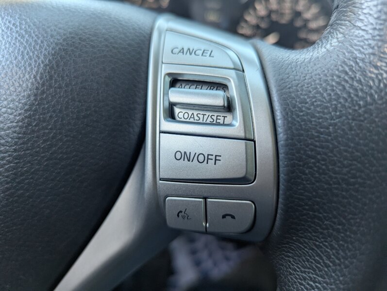 2016 Nissan Rogue SL   - Photo 24 - Calgary, AB T2B 2Y9