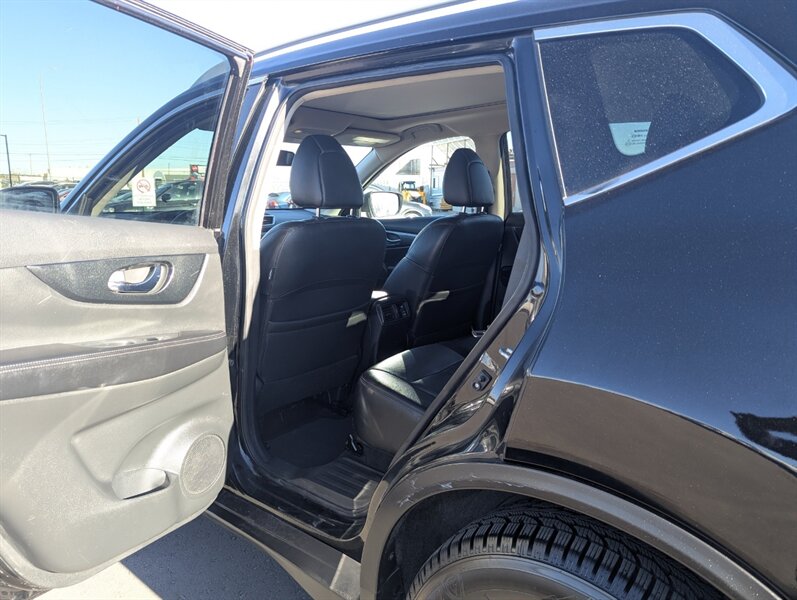 2016 Nissan Rogue SL   - Photo 34 - Calgary, AB T2B 2Y9