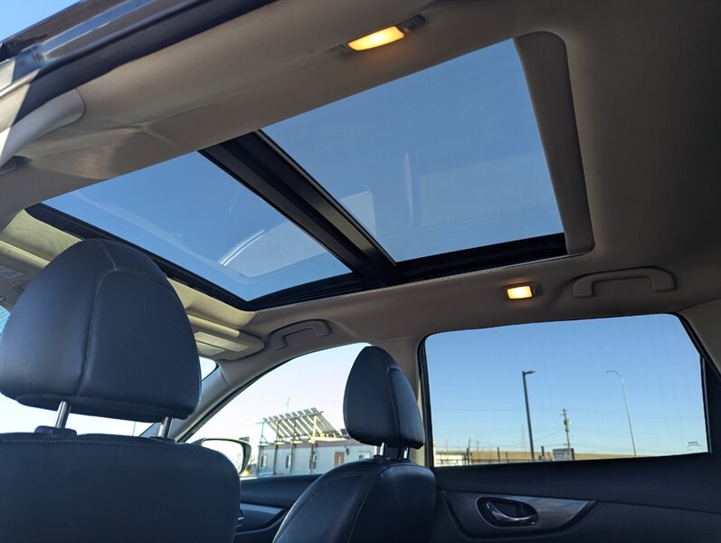 2016 Nissan Rogue SL   - Photo 39 - Calgary, AB T2B 2Y9