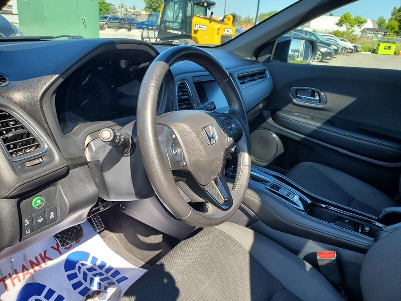 2021 Honda HR-V Sport - Photo 12 - Calgary, AB T2B 2Y9