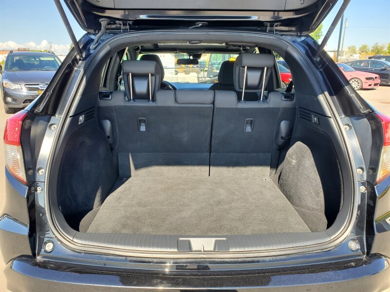 2021 Honda HR-V Sport - Photo 35 - Calgary, AB T2B 2Y9