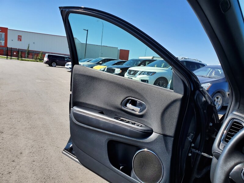2021 Honda HR-V Sport - Photo 14 - Calgary, AB T2B 2Y9