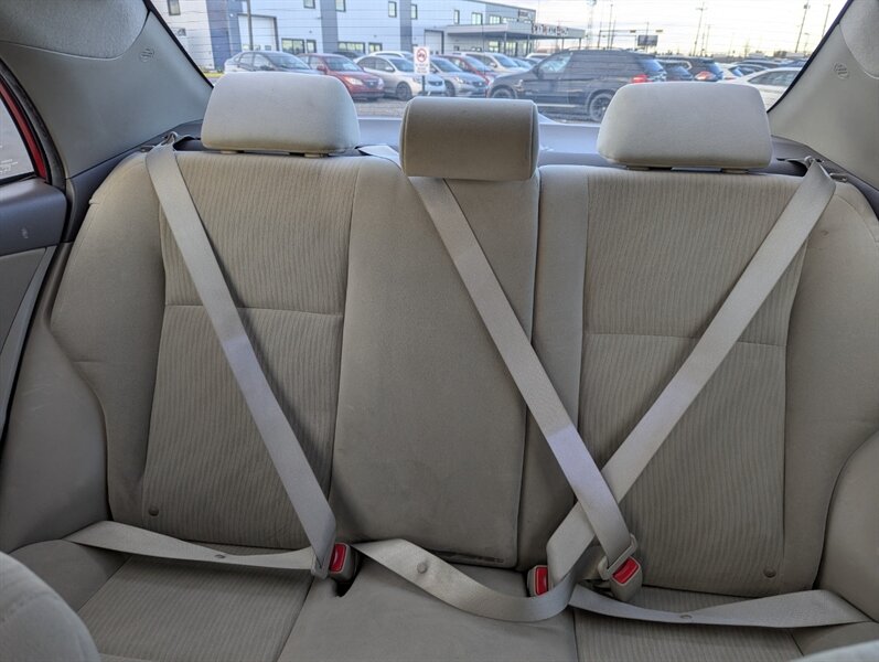 2010 Toyota Corolla LE   - Photo 25 - Calgary, AB T2B 2Y9