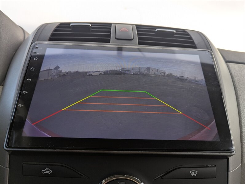 2010 Toyota Corolla LE   - Photo 21 - Calgary, AB T2B 2Y9