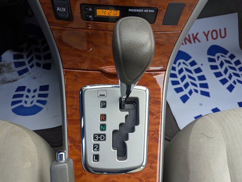 2010 Toyota Corolla LE   - Photo 23 - Calgary, AB T2B 2Y9