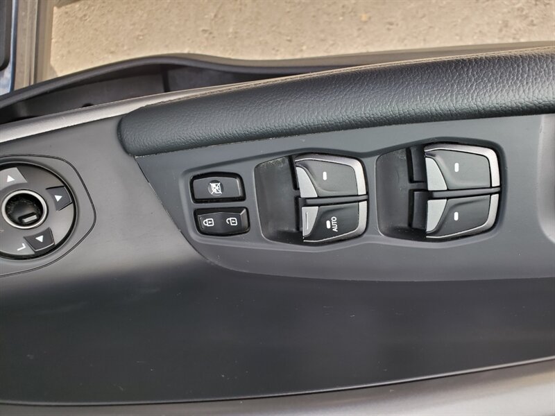 2014 Hyundai SANTA FE GLS - Photo 9 - Calgary, AB T2B 2Y9