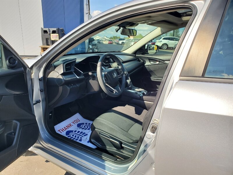 2018 Honda Civic EX w/Honda Sensing - Photo 8 - Calgary, AB T2B 2Y9