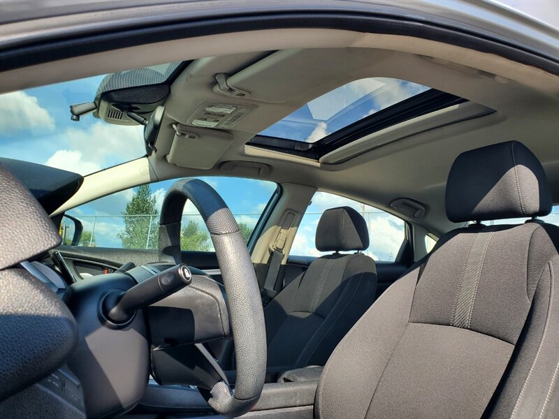 2018 Honda Civic EX w/Honda Sensing - Photo 14 - Calgary, AB T2B 2Y9