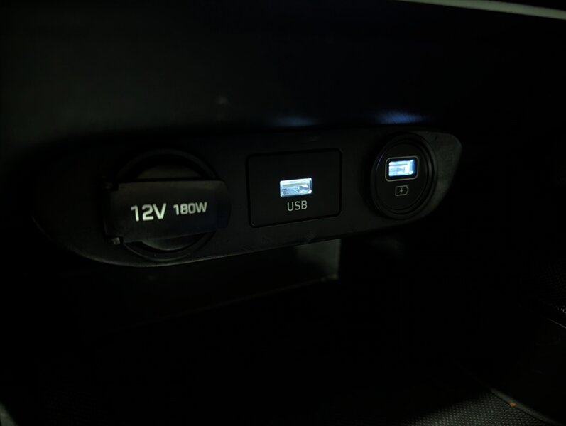 2021 Hyundai ELANTRA SEL - Photo 33 - Calgary, AB T2B 2Y9