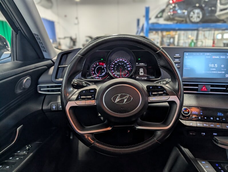 2021 Hyundai ELANTRA SEL - Photo 15 - Calgary, AB T2B 2Y9