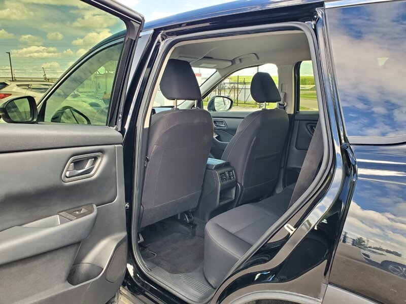2025 Nissan Rogue S - Photo 28 - Calgary, AB T2B 2Y9