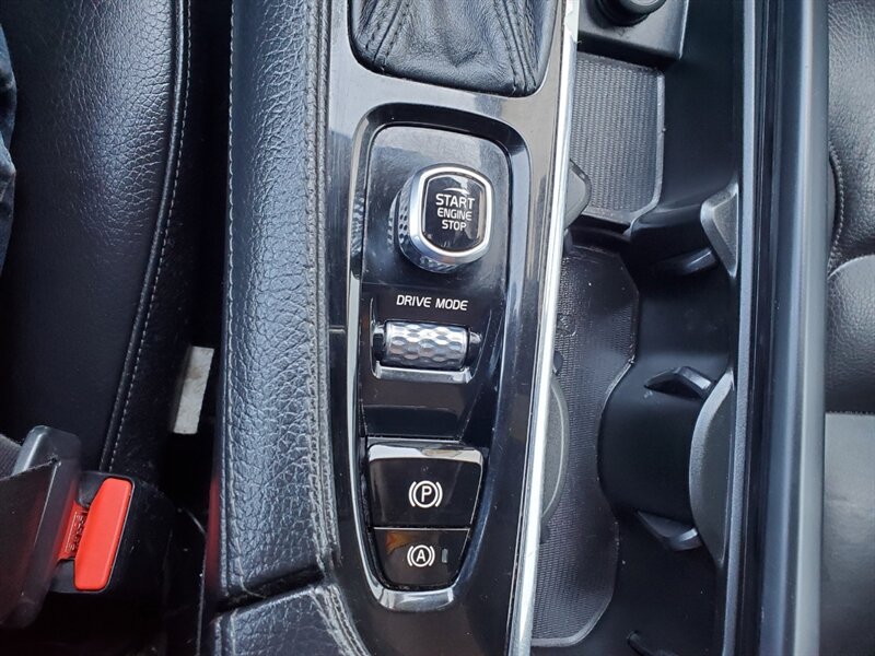 2018 Volvo XC90 T6 Momentum - Photo 27 - Calgary, AB T2B 2Y9