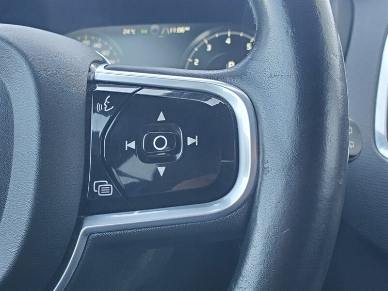 2018 Volvo XC90 T6 Momentum - Photo 20 - Calgary, AB T2B 2Y9