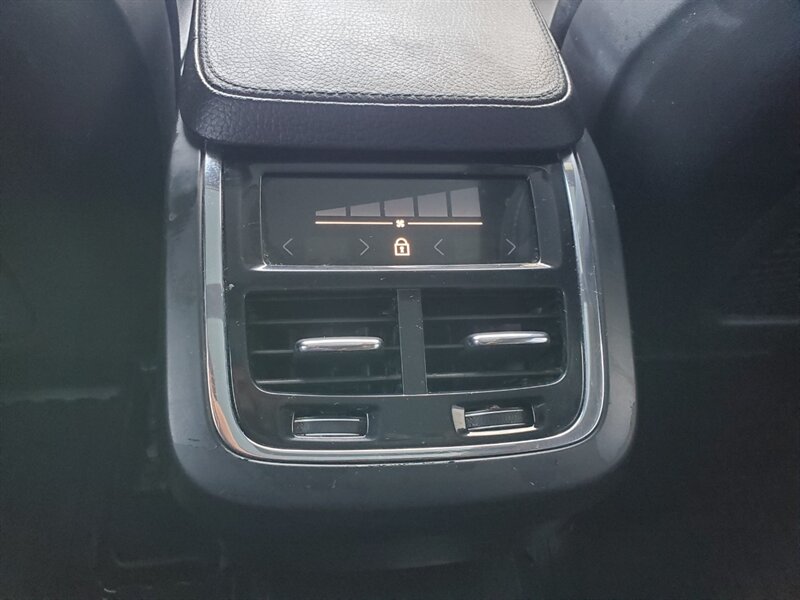 2018 Volvo XC90 T6 Momentum - Photo 34 - Calgary, AB T2B 2Y9