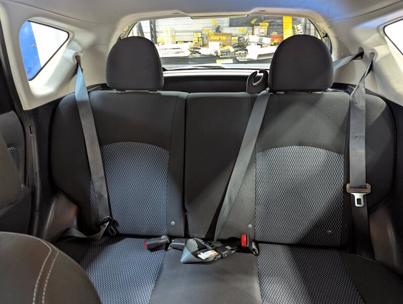 2015 Nissan Versa Note S - Photo 23 - Calgary, AB T2B 2Y9