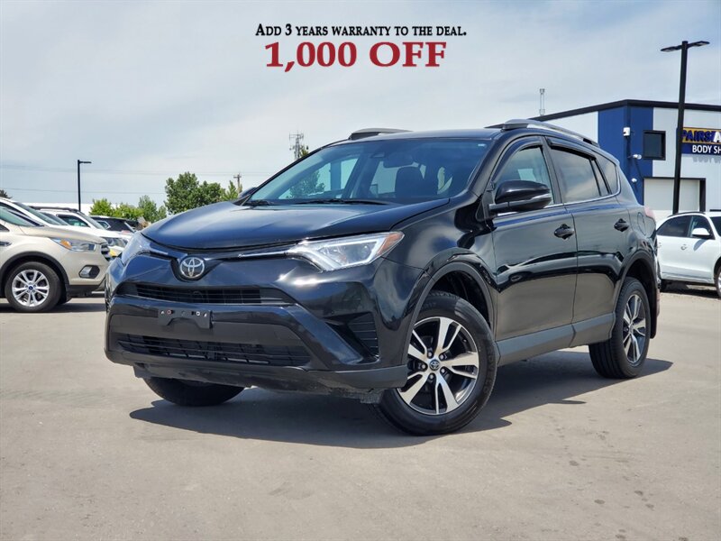 2018 Toyota RAV4 LE - Photo 1 - Calgary, AB T2B 2Y9
