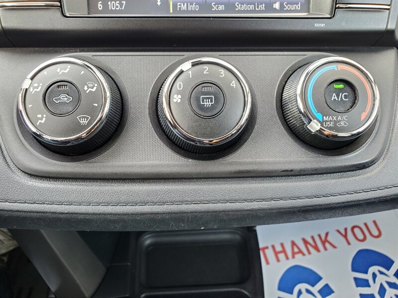 2018 Toyota RAV4 LE - Photo 31 - Calgary, AB T2B 2Y9
