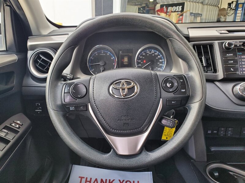 2018 Toyota RAV4 LE - Photo 40 - Calgary, AB T2B 2Y9