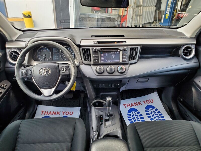 2018 Toyota RAV4 LE - Photo 42 - Calgary, AB T2B 2Y9