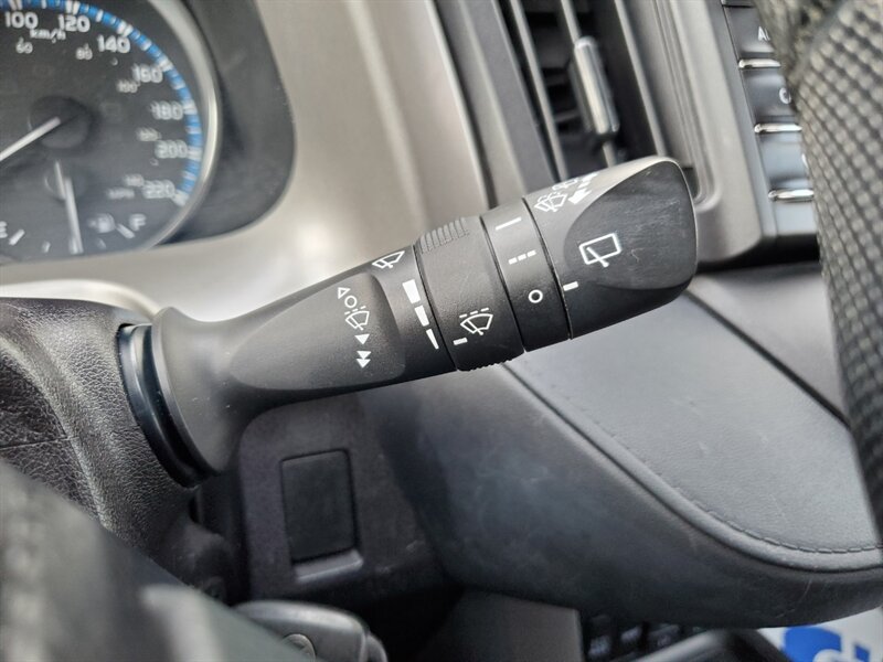 2018 Toyota RAV4 LE - Photo 28 - Calgary, AB T2B 2Y9
