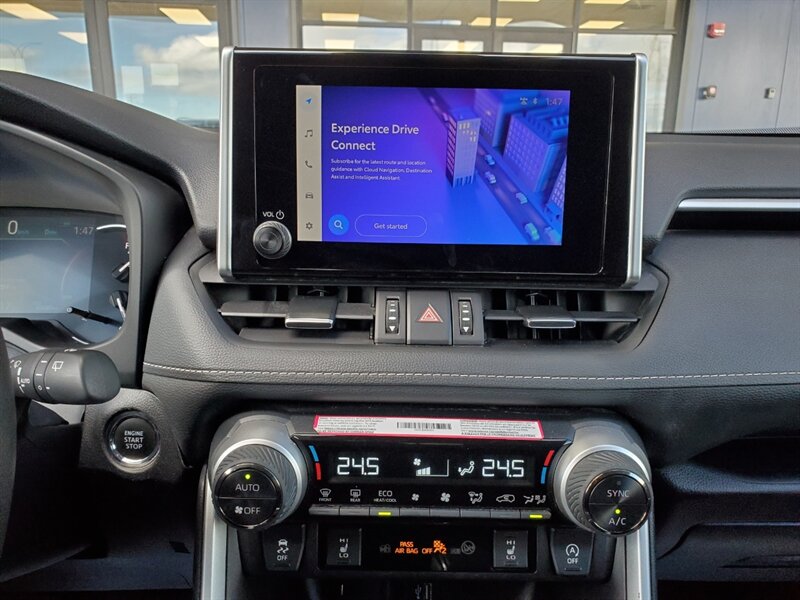 2025 Toyota RAV4 XLE - Photo 21 - Calgary, AB T2B 2Y9