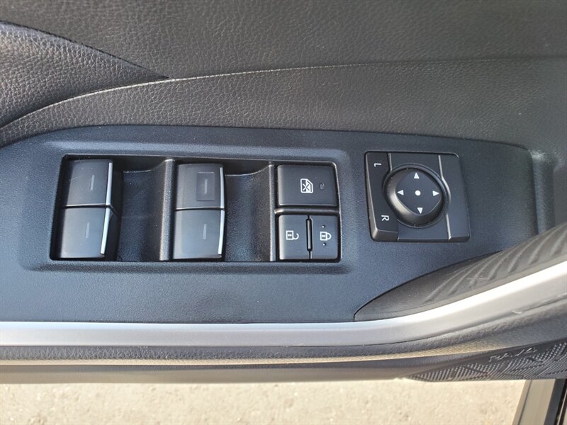 2025 Toyota RAV4 XLE - Photo 10 - Calgary, AB T2B 2Y9