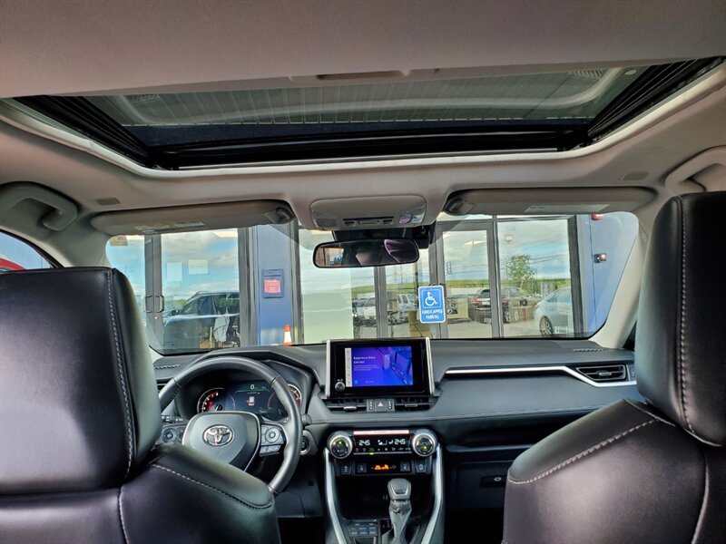 2025 Toyota RAV4 XLE - Photo 32 - Calgary, AB T2B 2Y9