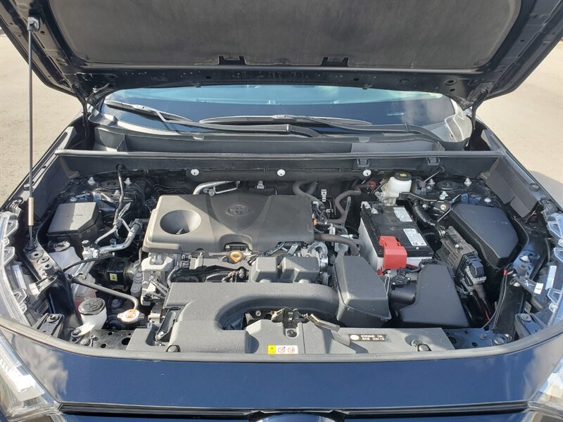 2025 Toyota RAV4 XLE - Photo 46 - Calgary, AB T2B 2Y9