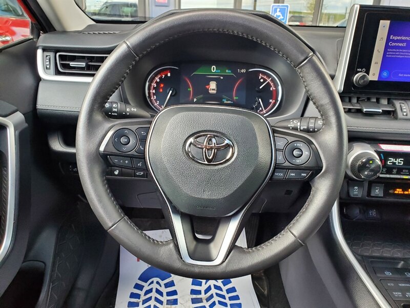 2025 Toyota RAV4 XLE - Photo 31 - Calgary, AB T2B 2Y9