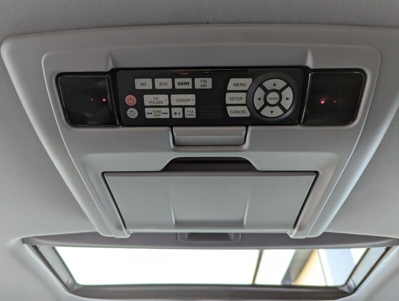 2016 Honda Pilot Touring - Photo 34 - Calgary, AB T2B 2Y9
