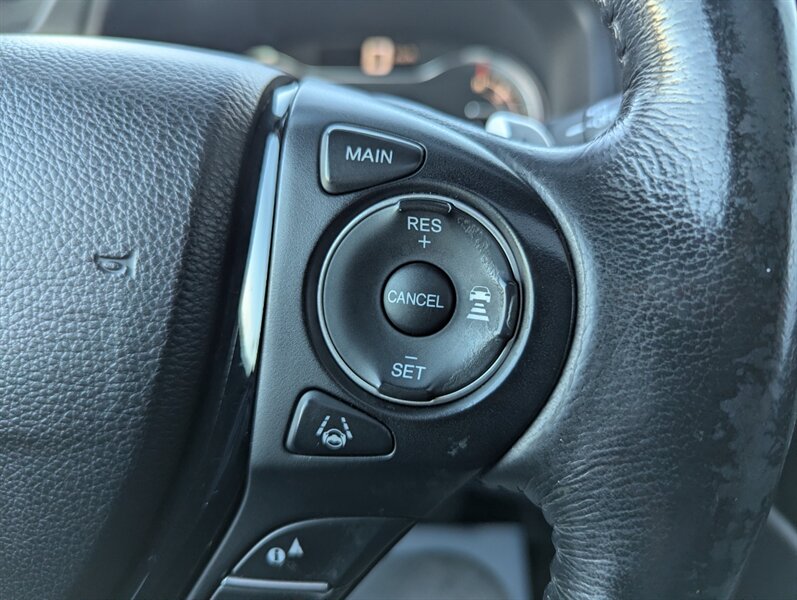 2016 Honda Pilot Touring - Photo 18 - Calgary, AB T2B 2Y9