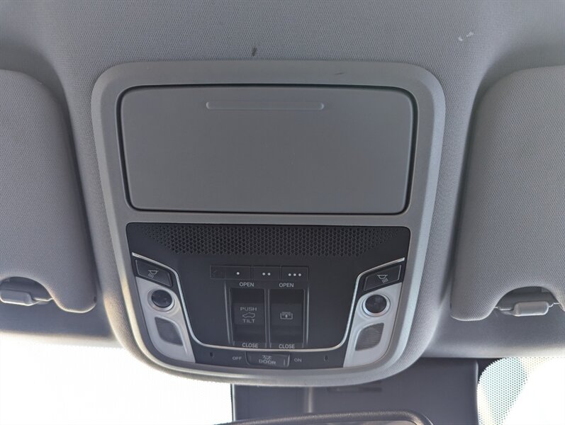 2016 Honda Pilot Touring - Photo 26 - Calgary, AB T2B 2Y9