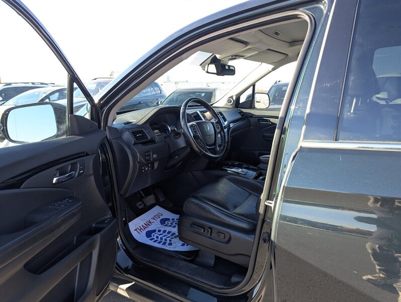 2016 Honda Pilot Touring - Photo 7 - Calgary, AB T2B 2Y9
