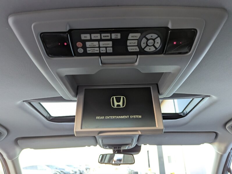 2016 Honda Pilot Touring - Photo 35 - Calgary, AB T2B 2Y9