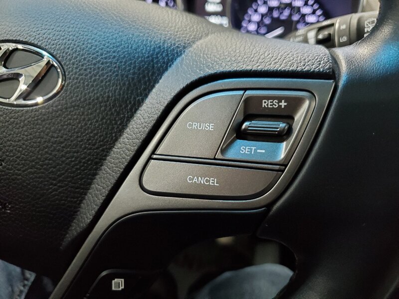 2017 Hyundai SANTA FE Sport 2.0T - Photo 19 - Calgary, AB T2B 2Y9