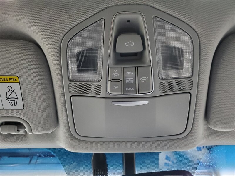 2017 Hyundai SANTA FE Sport 2.0T - Photo 32 - Calgary, AB T2B 2Y9
