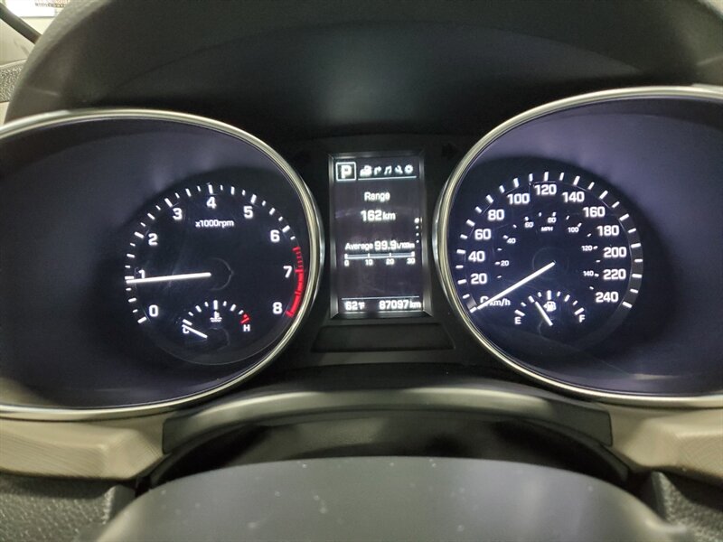 2017 Hyundai SANTA FE Sport 2.0T - Photo 17 - Calgary, AB T2B 2Y9