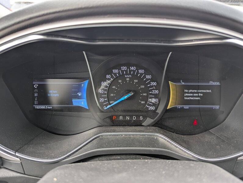 2013 Ford Fusion SE - Photo 7 - Calgary, AB T2B 2Y9