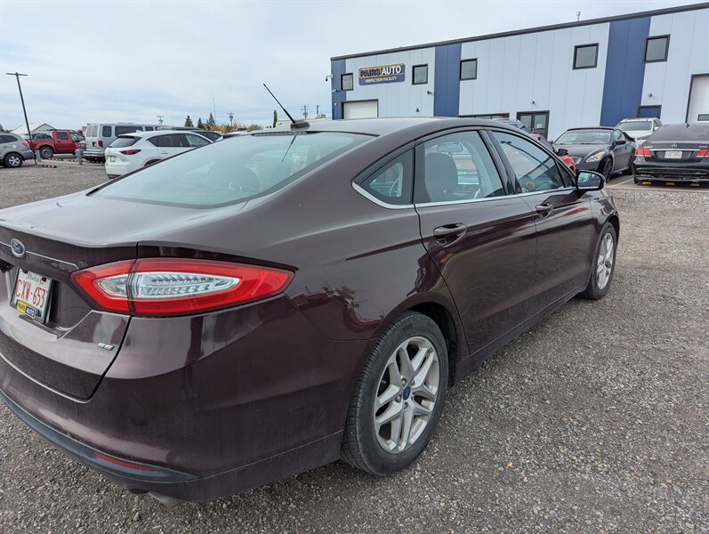 2013 Ford Fusion SE - Photo 3 - Calgary, AB T2B 2Y9