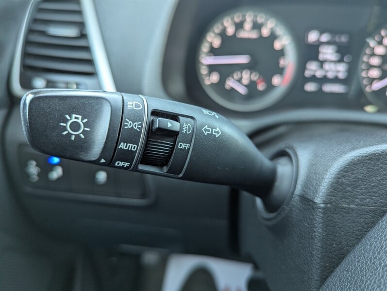 2018 Hyundai TUCSON SE - Photo 18 - Calgary, AB T2B 2Y9