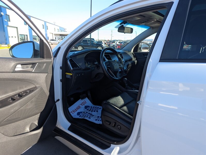 2018 Hyundai TUCSON SE - Photo 7 - Calgary, AB T2B 2Y9